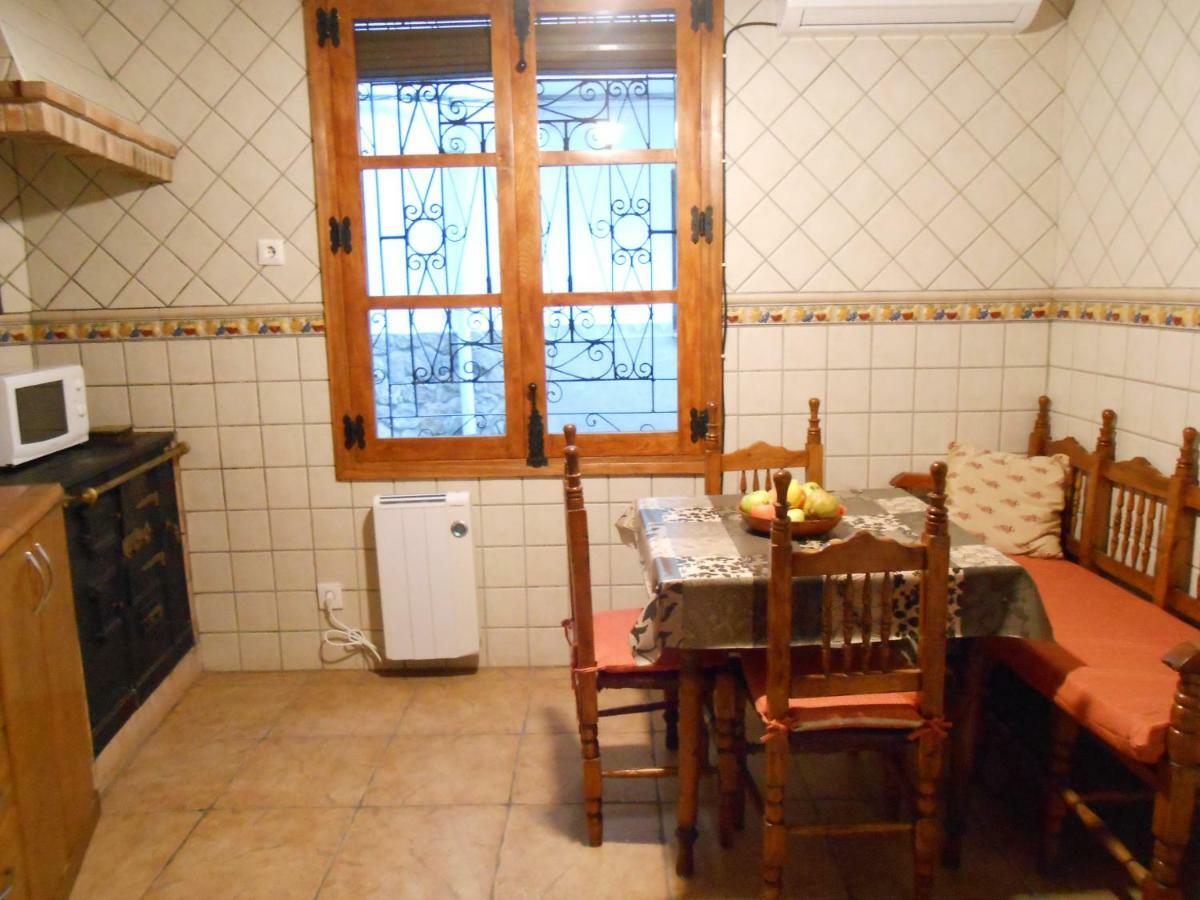 El Portal Viejo Apartment Cabezuela Del Valle Exterior foto
